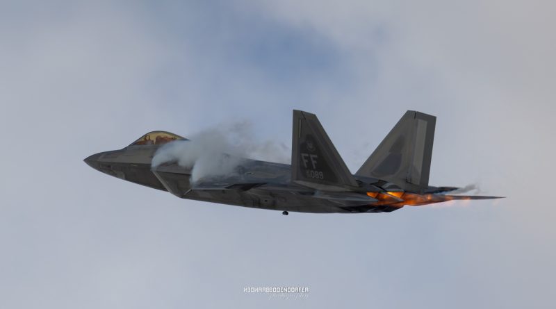20230726EAA Airshow Fighterjet F22 101