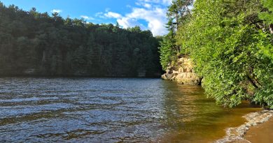 Chapel Gorge Trail - Wisconsin River