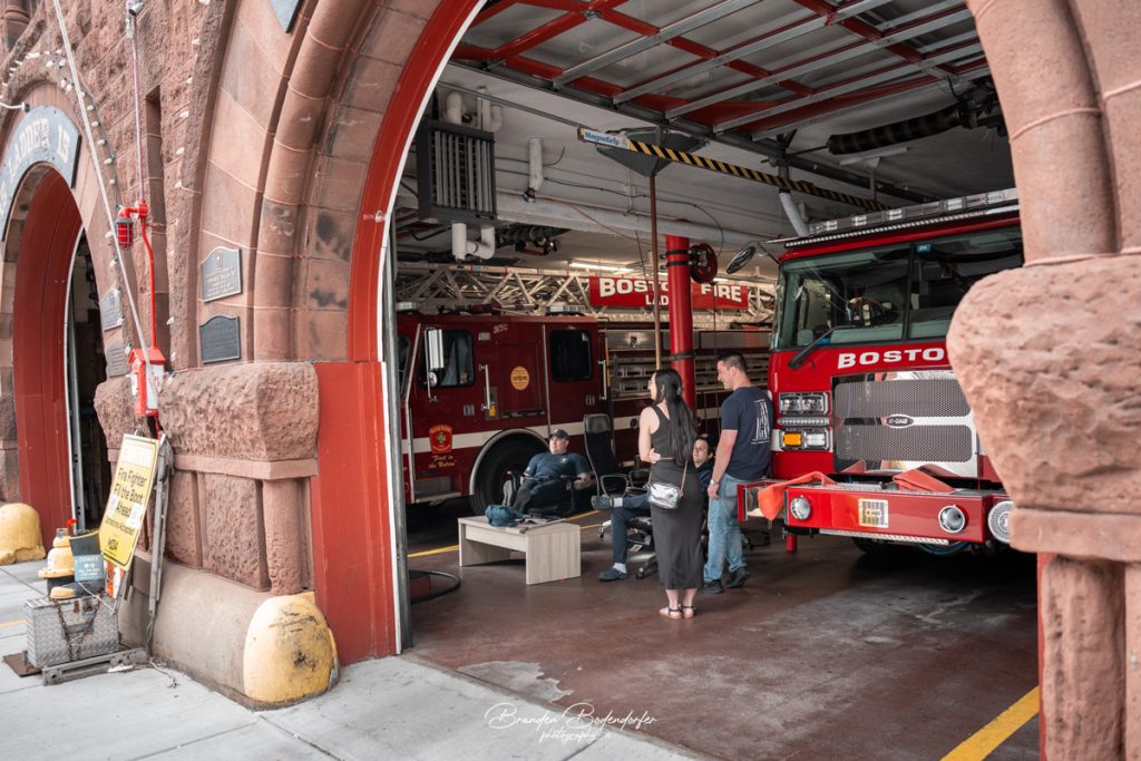 250518 Boston Fire Ladder 15 Engine 33.jpg Fire Figthers