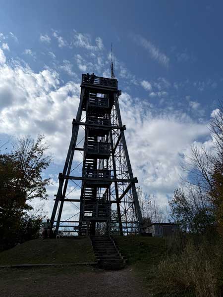 tallest point in wisconsin