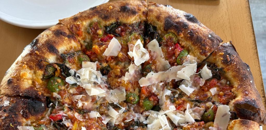 Sourdough Pizza Restaurant in Door County, Wisconsin: Is it worth the hype? 1 sourdough pizza restaurant